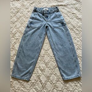 Hollister Low-Rise Taper Baggy Jeans, Size 00/24, short.
